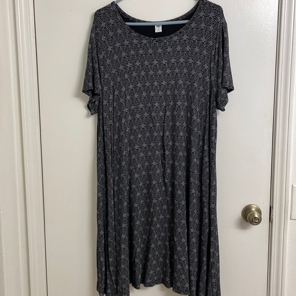 Old Navy Short Sleeve Black Print Knit Swing Dress size 2X